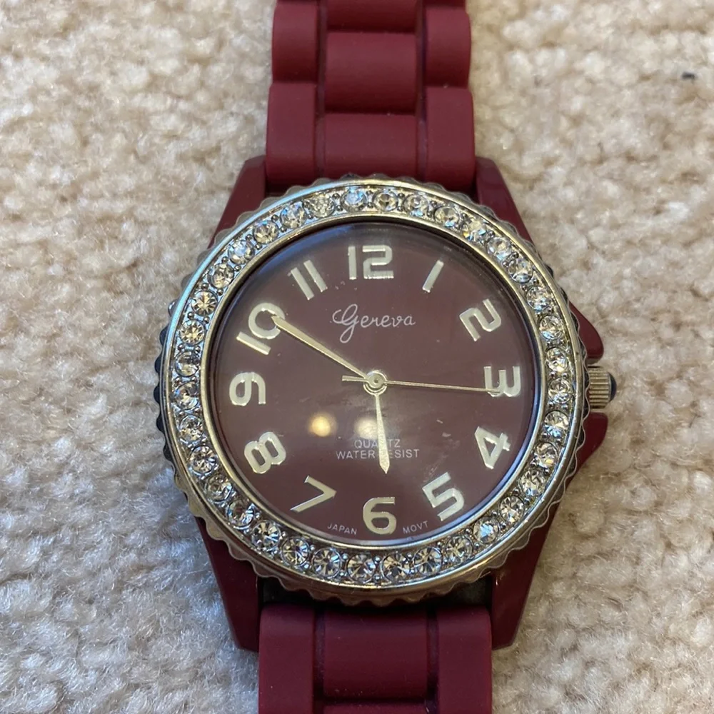 Womens maroon silicone watch with rhinestones